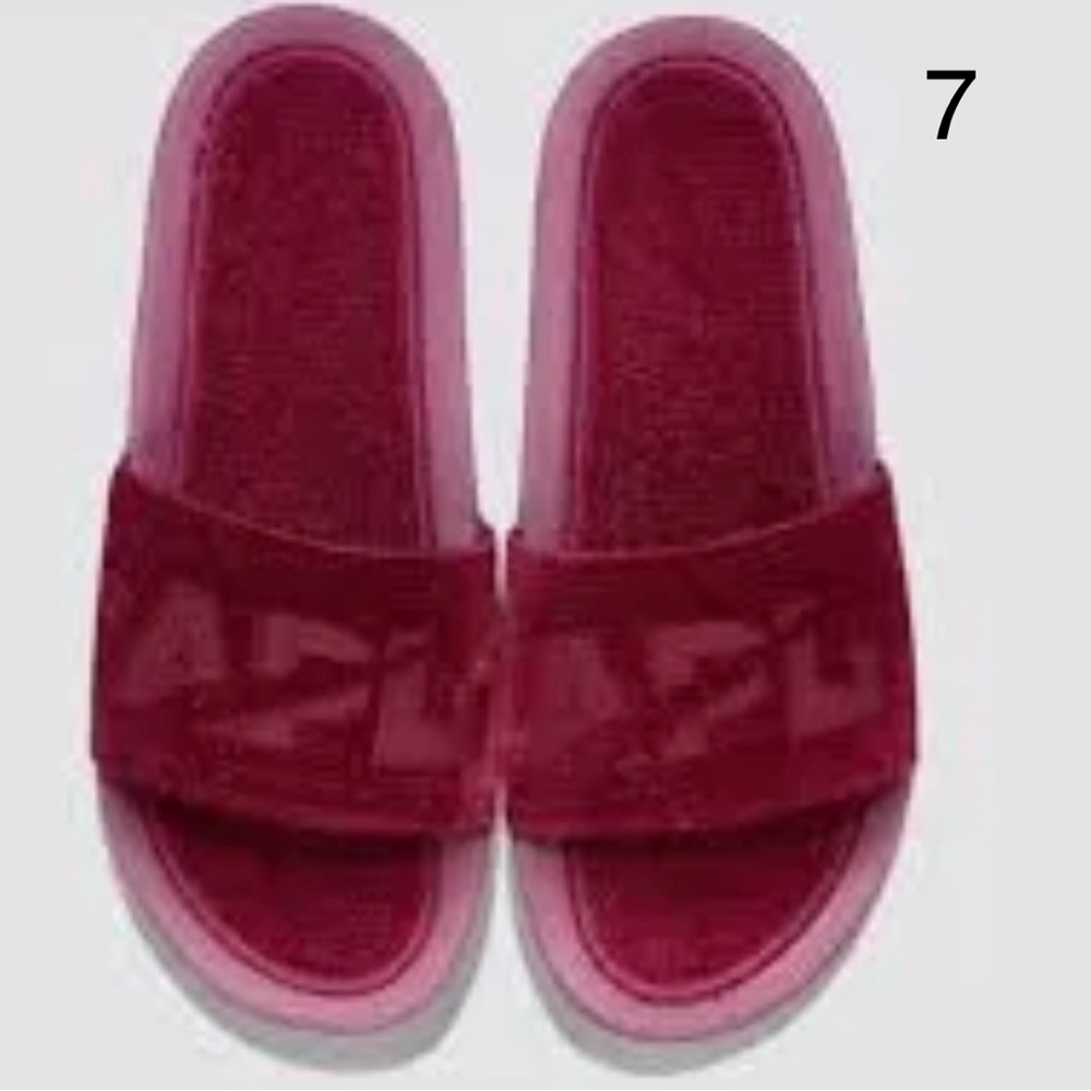 APL Burgundy Techloom Velvet  Single-Band Slide Sandals NEW IN BOX
